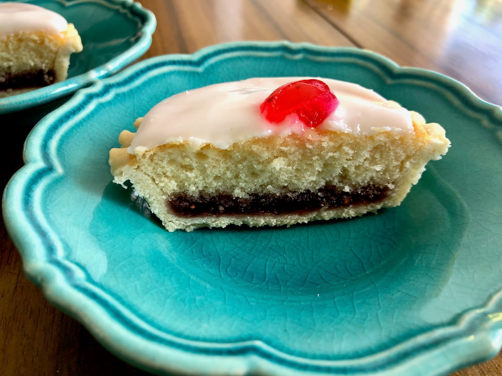 Traditional English Cakes from Avenue Bakery