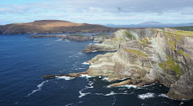 Ring of Kerry, ajaminen irlannissa, irlanti, kerry, kauniit maisemat, kapeat tiet, kaunis maisema, matkustaminen irlannissa, missä kannattaa käydä irlannissa, kaunis irlanti, kerry cliffs, kallioseinama, atlantti