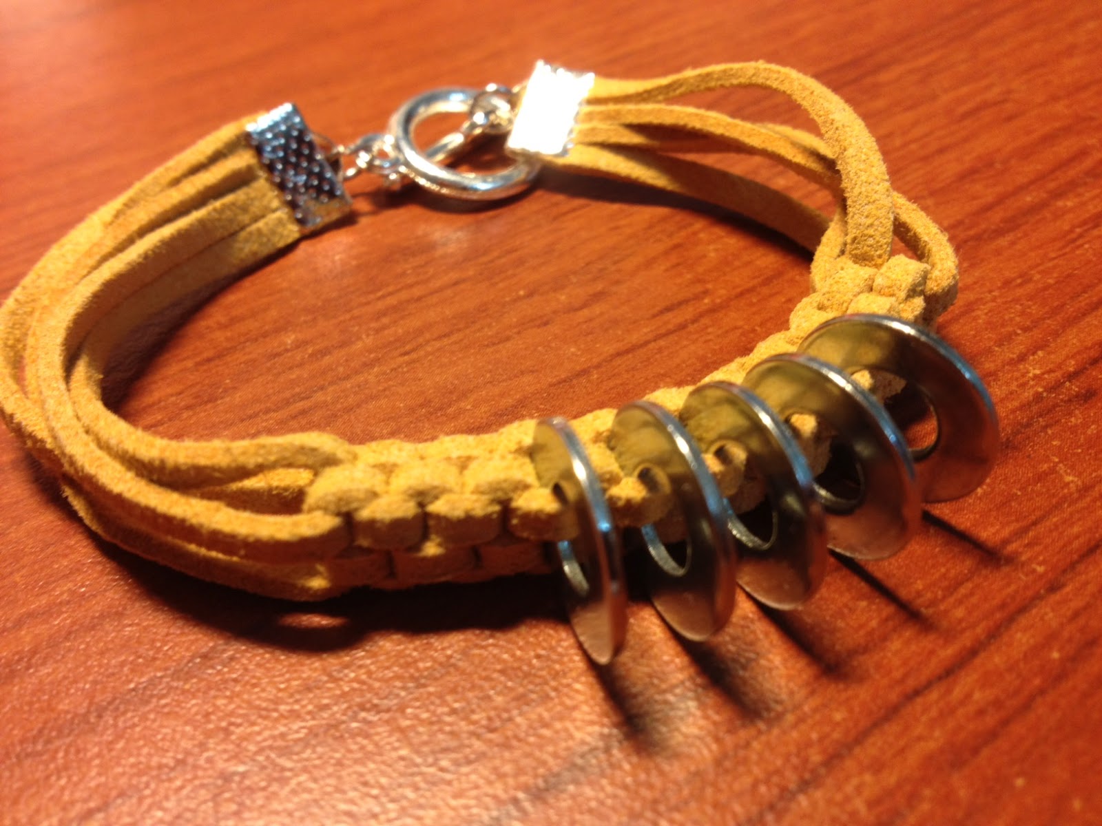 One Thousand Looks DIY BOX BRAID BRACELET