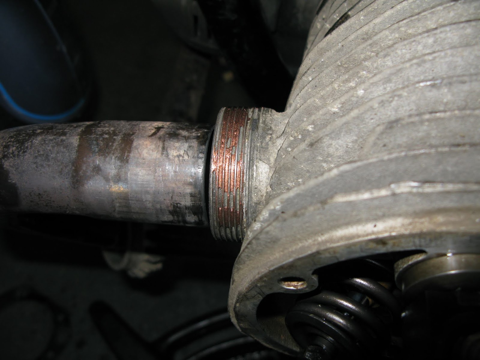 Red Devil Motors BMW airhead pushrod seal replacement