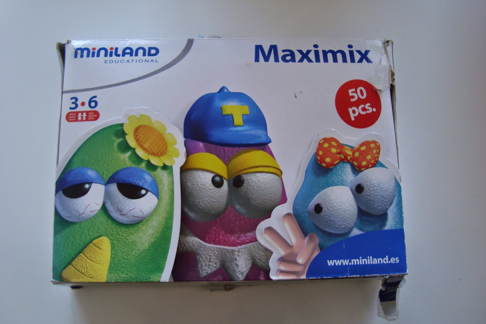 La clase de Ana: ¿Cómo vestimos hoy a nuestro amigo Maximix?