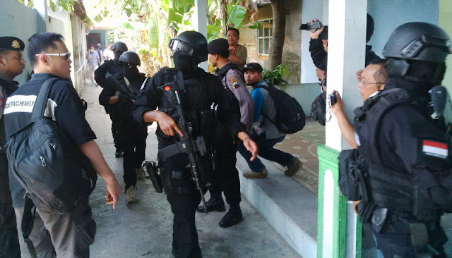 Polisi Bebaskan Dua dari Tiga Terduga Teroris yang Ditangkap di Karanganyar