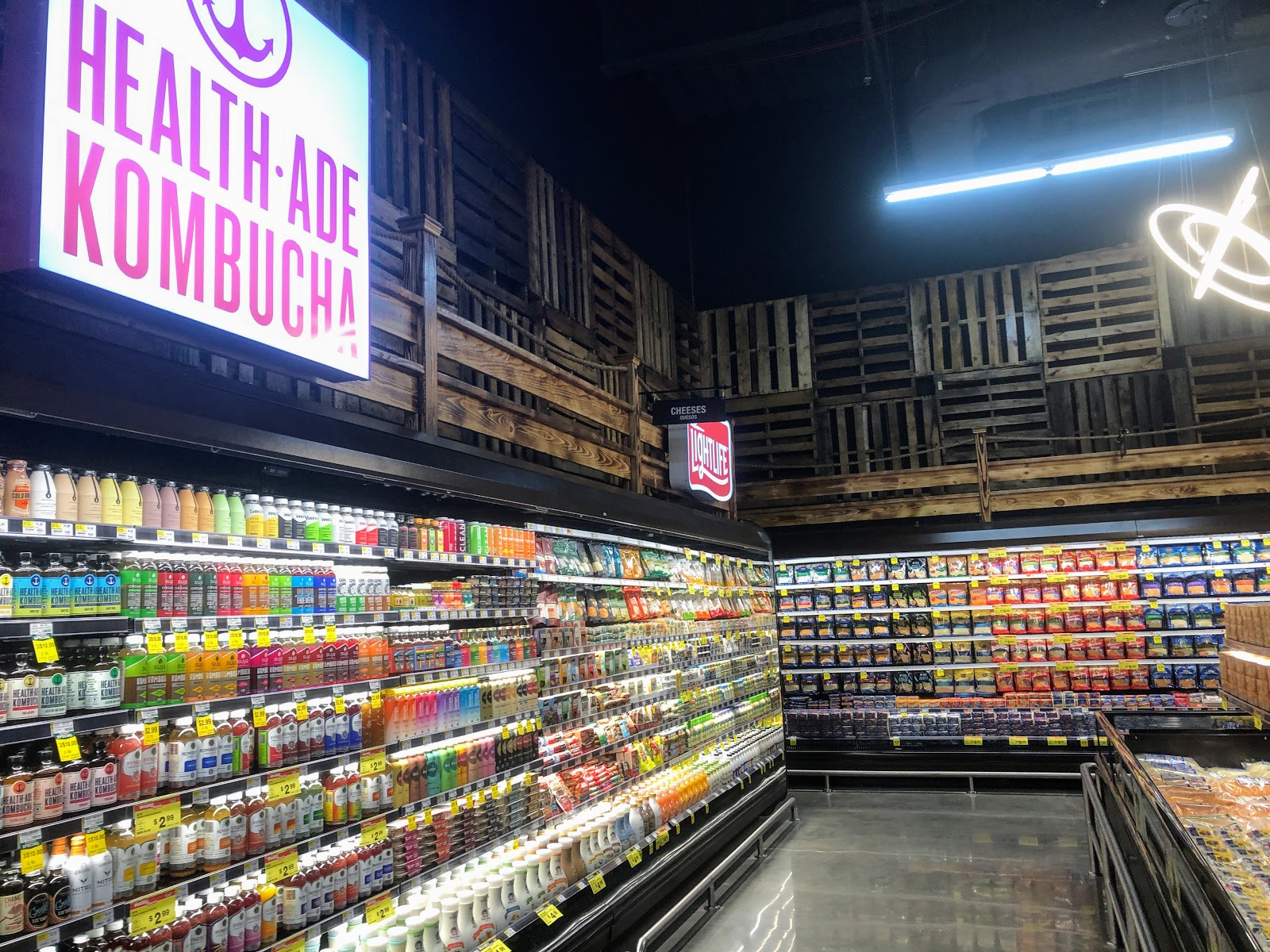 TOUR Food Bazaar Supermarket Bronx Terminal Market, NY