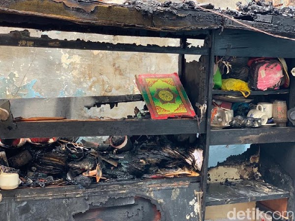 Rumah di Surabaya Ludes Terbakar, Namun Al-Qur’an Ini Utuh