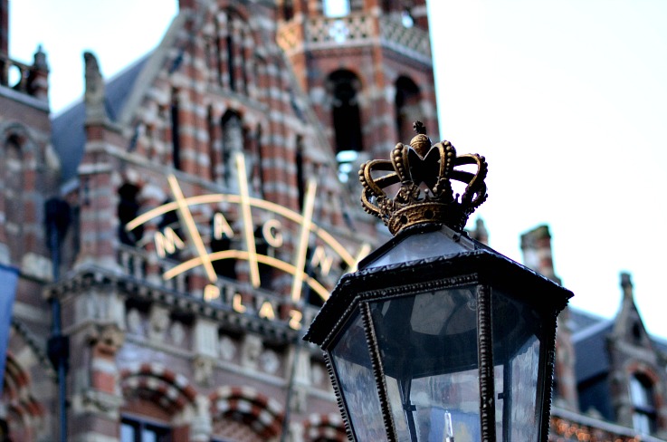 Amsterdam, Magna Plaza