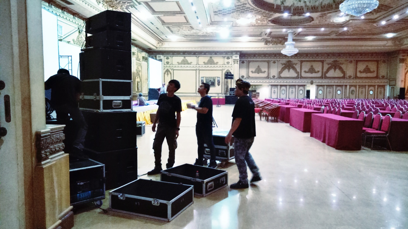 Play music production VENDOR SOUND SYSTEM SURABAYA JATIM , seleksi guru & tenaga kependidikan