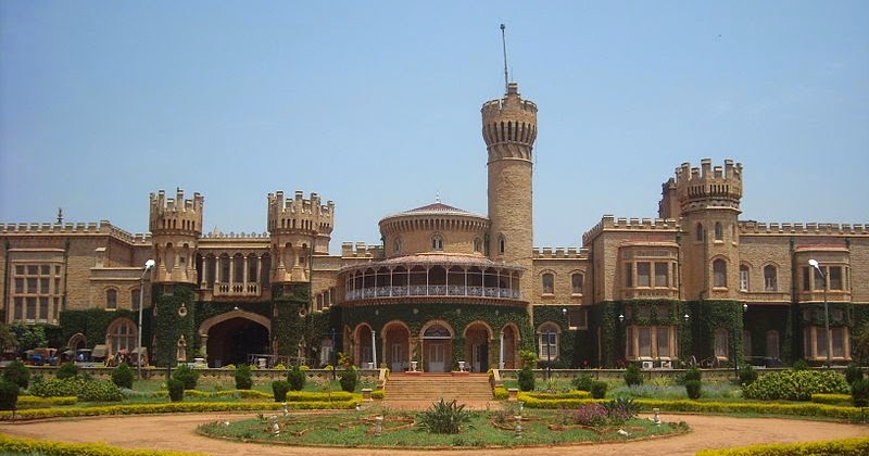 When was bangalore palace built picture