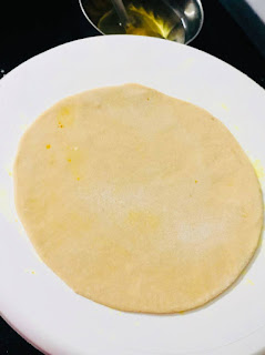 onion-stuffed-paratha-step-4(a-3) onion-stuffed-paratha-step-4(a-3)