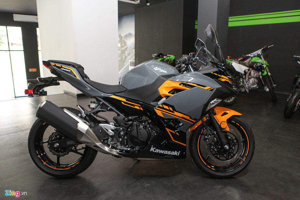 New 2023 Kawasaki Ninja 400 ABS KRT Edition Lime Green  Ebony   Motorcycles in Unionville VA  KAWAK9889