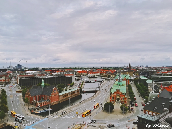 Christiansborg-Palace-Copenhaga-obiectiv-turistic