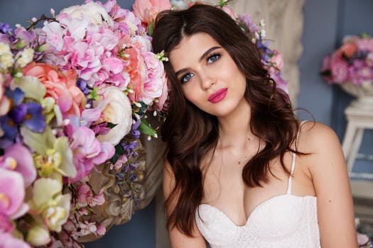 How To Do The Prettiest & Classic Valentine’s Day Makeup Look How To Do The Prettiest & Classic Valentine’s Day Makeup Look