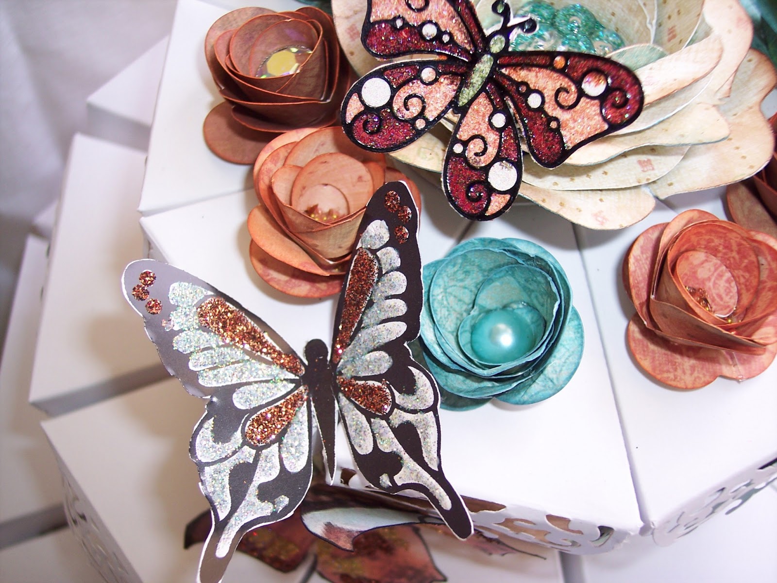 ArtGlitterBlog Butterfly Cake Boxes with Art Glitter