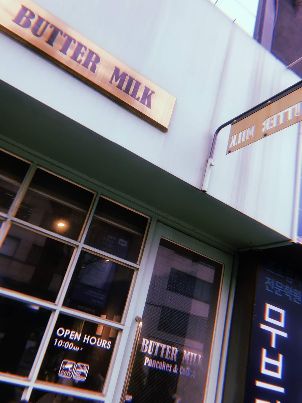 Butter Milk Cafe in Hongdae, Seoul. MisTan IzZy Travel & Lifestyle.