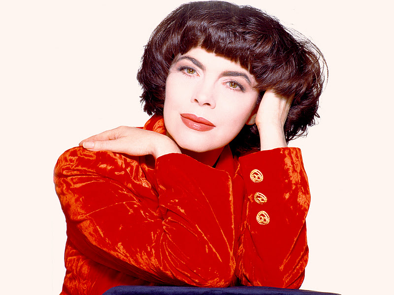 Beautiful Chehre: Mireille Mathieu Wallpapers