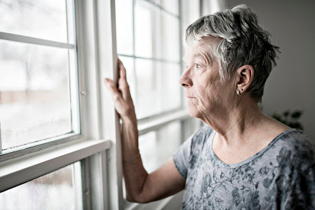 https://umcommunities.org/blog/early-warning-signs-of-alzheimers-in-older-adults/