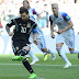Messi falla un penalti y Argentina e Islandia empatan a un gol