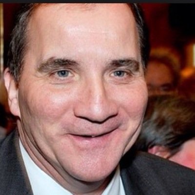 Tobbes Medieblogg: Stefan Löfven låtsas ta tag i ...