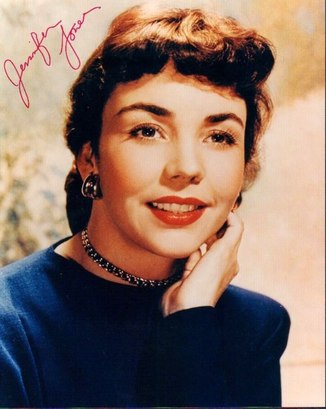 40 beautiful photos jennifer jones 1940s 1950s vintage 40 beautiful photos jennifer jones 1940s 1950s vintage