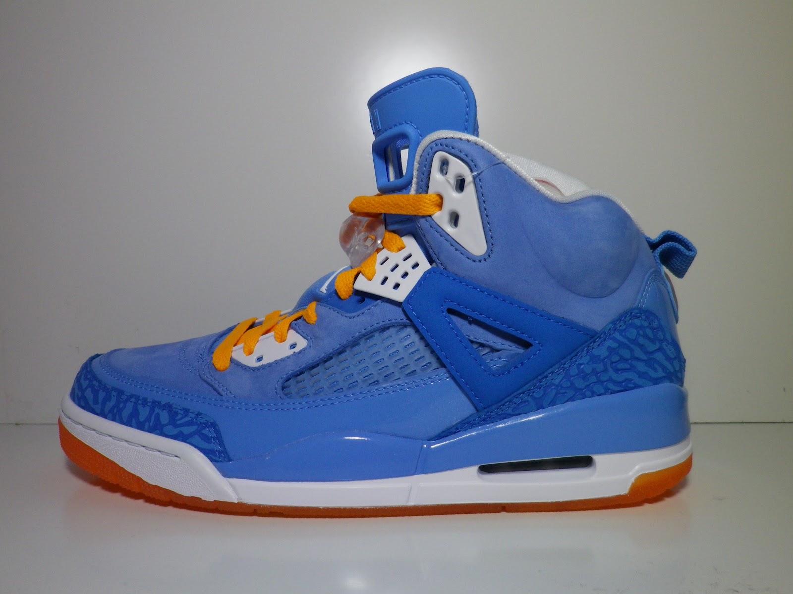 3/6 UP 【JORDAN SPIZIKE "Italy Blue PACK"】