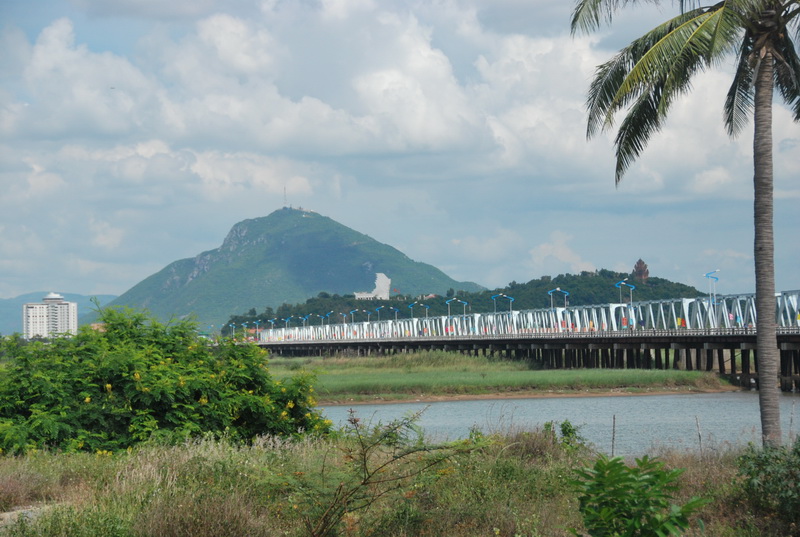 Cây cầu Đà Rằng ở Phú Yên