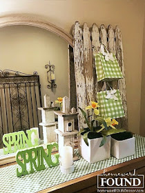 color, decorating, DIY, diy decorating, entertaining, farmhouse style, re-purposing, room makeovers, seasonal, spring, simple solutions, tablescapes, thrifted, wall art, tablecloths, gingham, gingham check, plaid, fabric crafts, sewing, spring decor, spring decorating, home decor, diy home decor