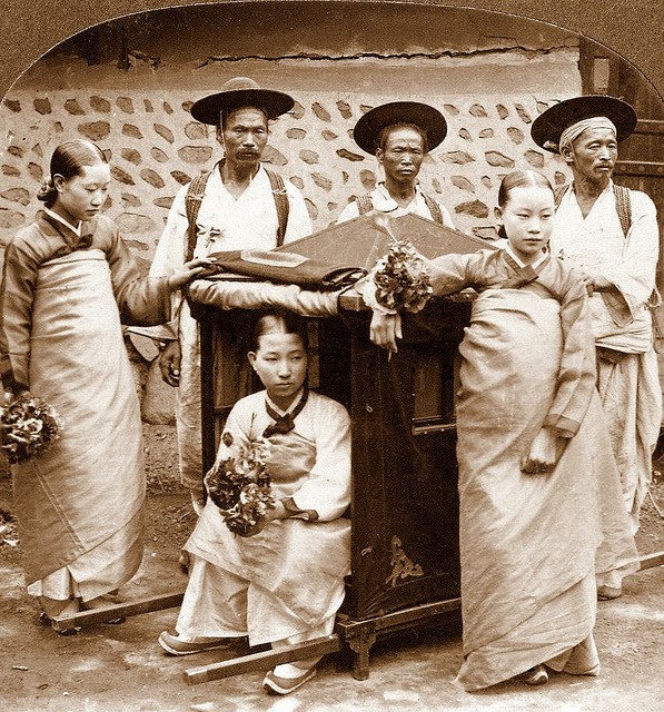 Vintage Pictures of Daily Life in Korea from the 1900s Vintage Everyday