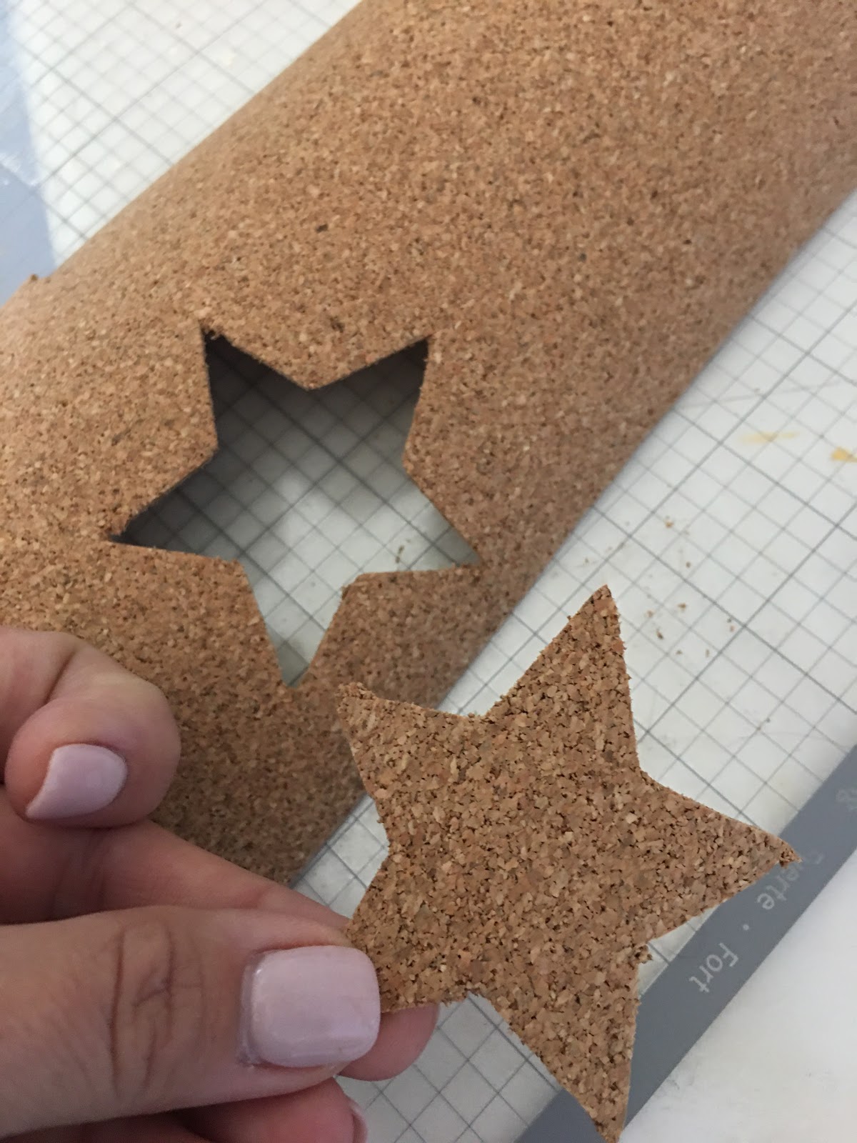 6 Materials You Should Cut on a Silhouette Strong Grip Cutting Mat