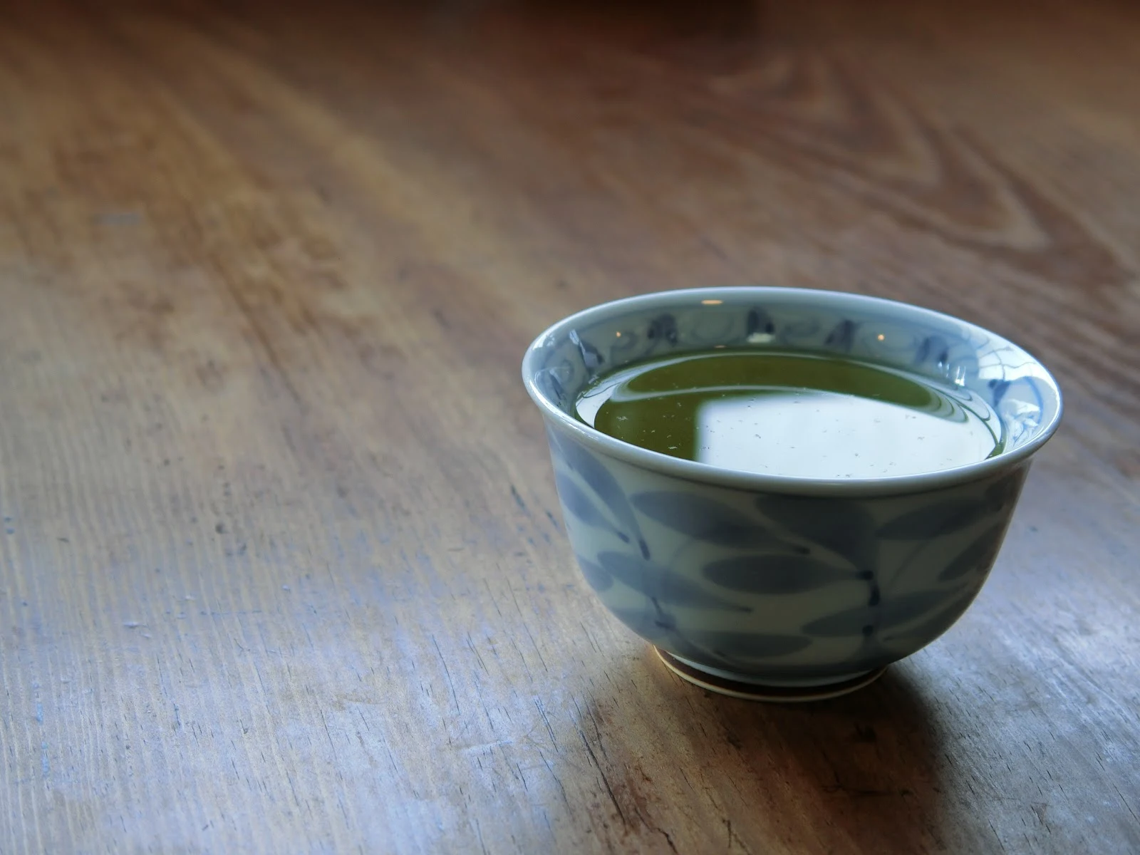 一杯の緑茶：煎茶