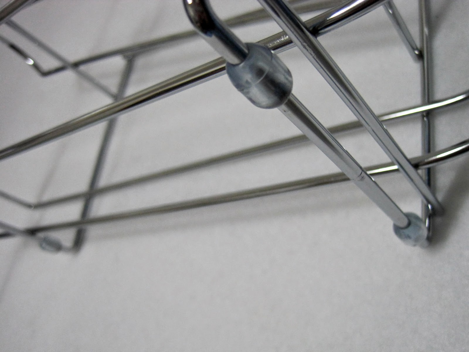 John Black Style's Korean Life: Stainless Wire Beer Can Storage Rack ...