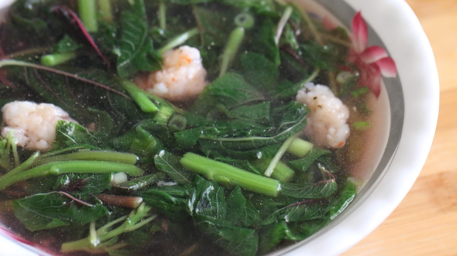 Boriville: Canh Rau Den (Chinese Red Spinach Shrimp Soup)