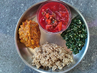 Kodo millet (varagu) rice, Veg soup (Carrot, Beetroot, Beans, Green gram sprouts), Karunaikilangu masiyal, Ponnaanganni poriyal