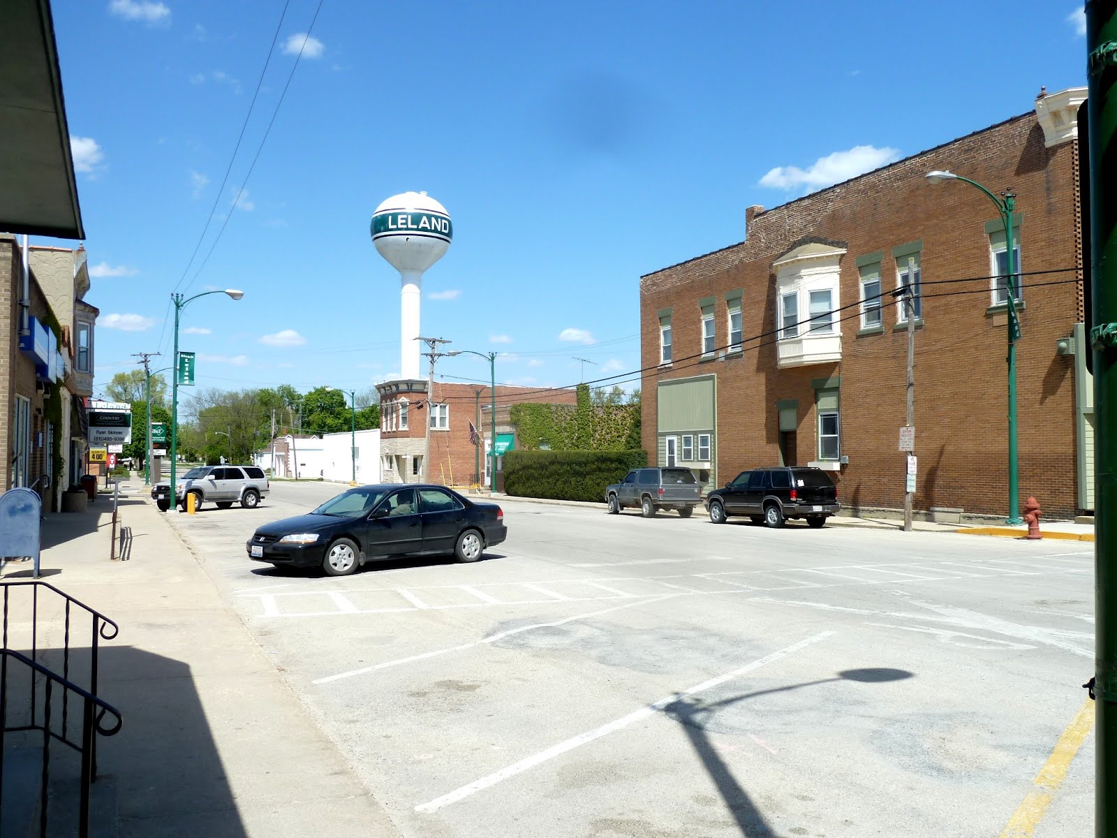 seniors walking across america POST 595 04/09/12 OTTAWA LELAND