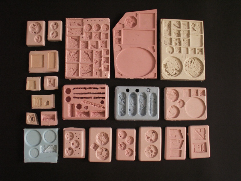 Mysterious Effigies Vinncent' Miniature Painting Resin casting, silicone molds and my own