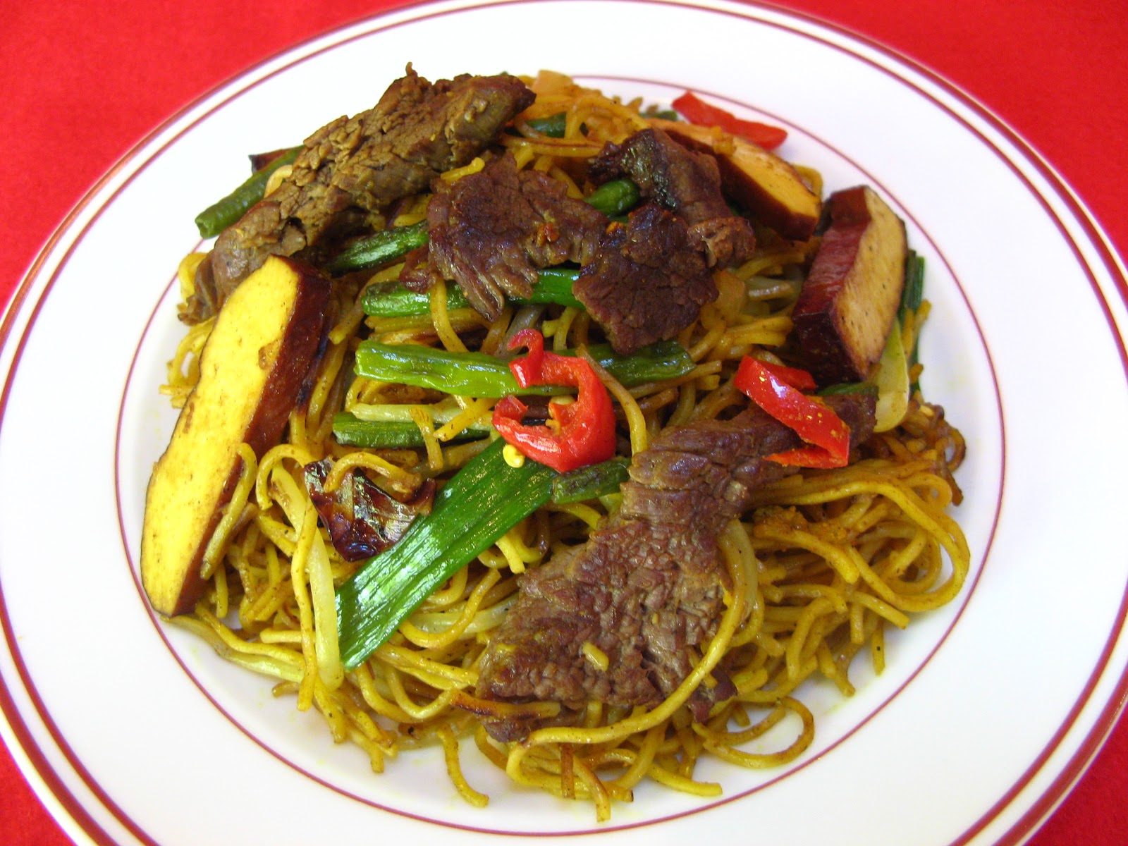 Duck Soup Easy Beef Curry Hong Kong Noodles (咖哩牛肉炒雲吞麵, Gaa3 Lei1 Ngau4