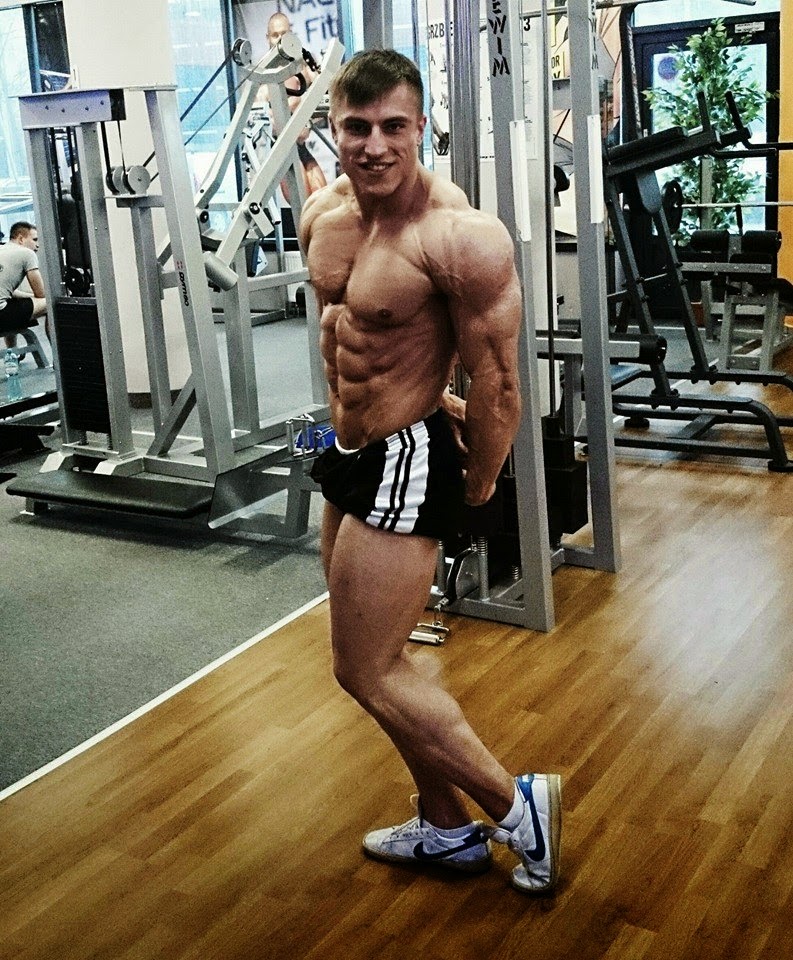 Daily Bodybuilding Motivation: Aesthetic Natural Bodybuilder - Mariusz ...