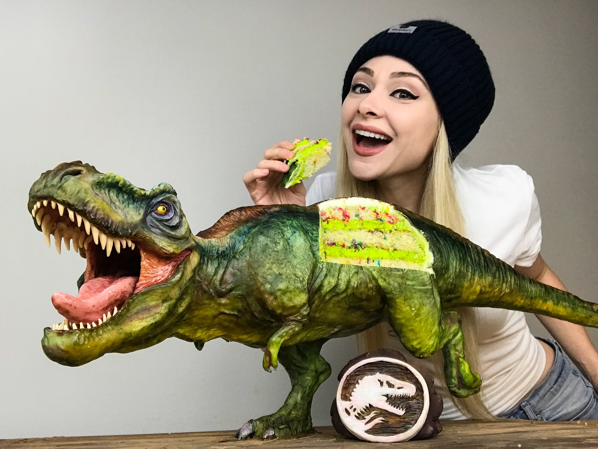 Natalie Sideserf I Made a LifeSized Yoda Cake for Team Duff (Goldman