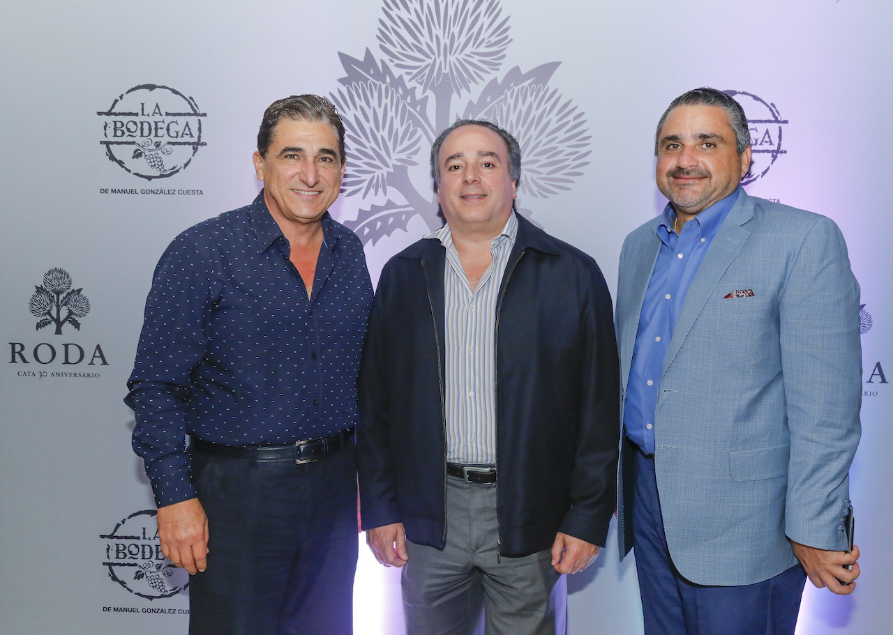 Newsliferd Bodegas Roda Celebra En El Pais Catas Magistrales Por Motivo De Su 30 Aniversario