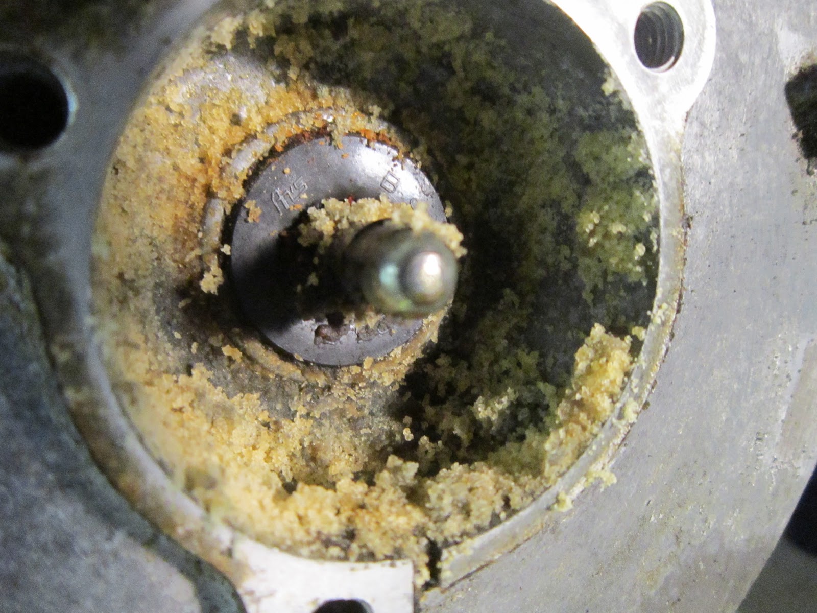 1986 Honda Goldwing Aspencade SEi GL1200 Clutch Slave Cylinder Rebuild