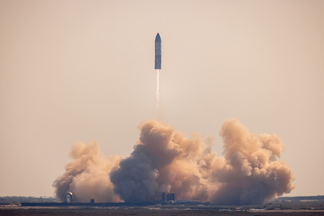 SpaceX SN9 liftoff