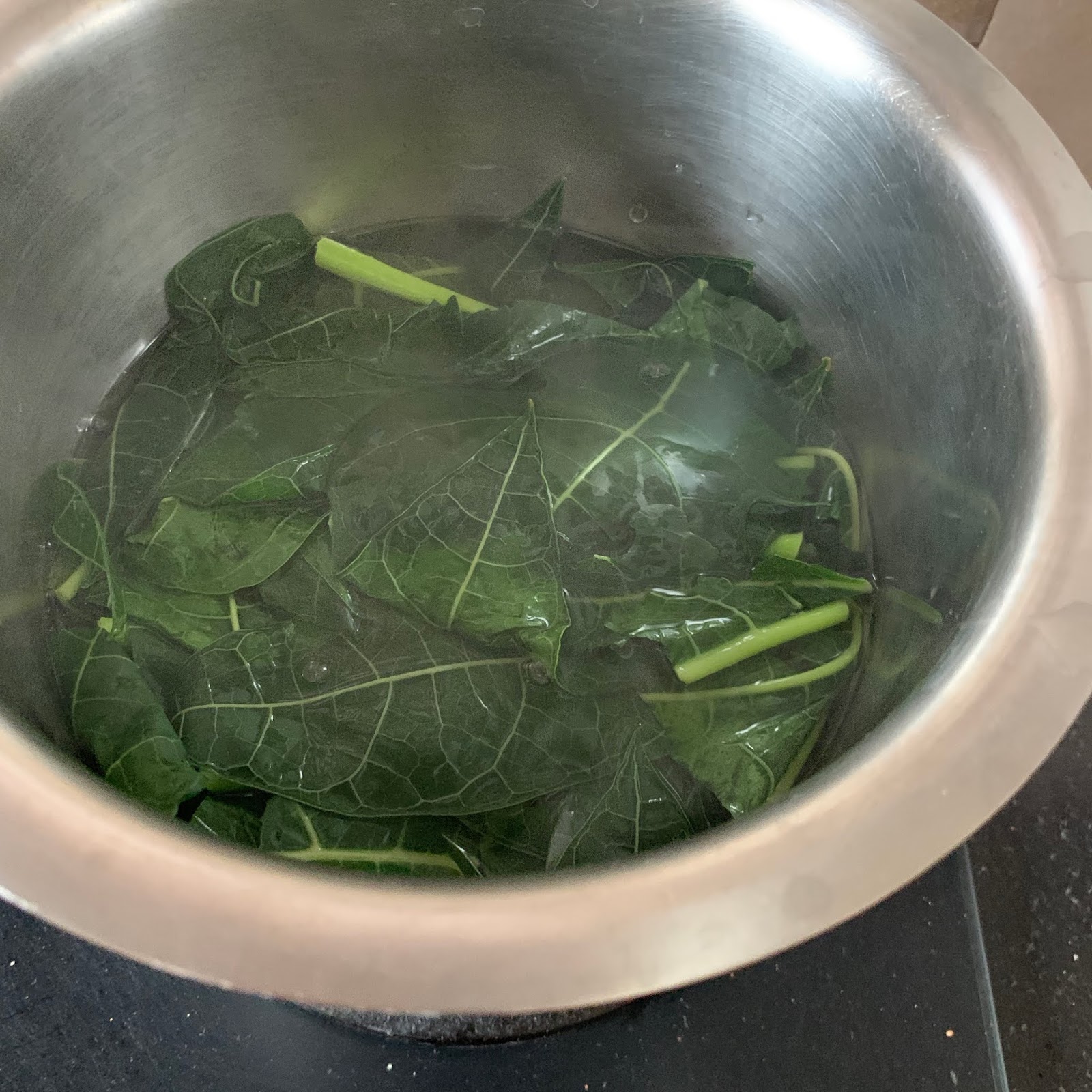 MASTERCHEFMOM How to make Papaya Leaf Juice Papaya Leaf Extract