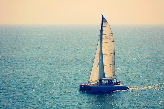Yacht sailing in Weligama bay