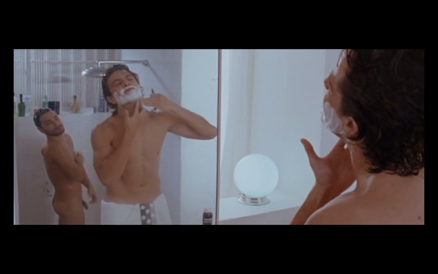 Desnudos de Actores Latinos En El Cine - incluye frontales 