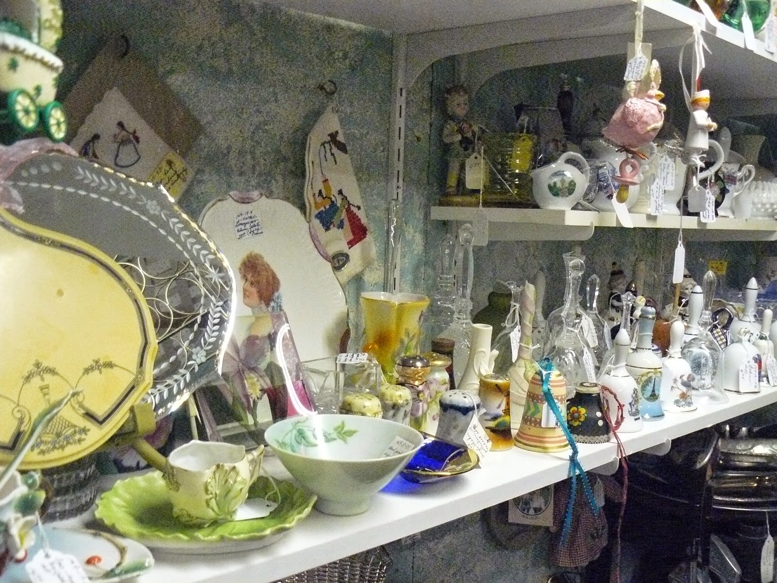 SCRANBERRY COOP Take A Gander!