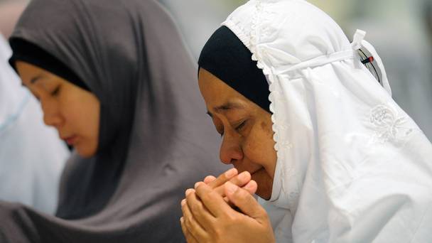 Banyak Anggapan Rezeki Itu Berupa Uang dan Harta, Ini Jenis Rezeki yang Allah Jamin Untuk Hambanya Banyak Anggapan Rezeki Itu Berupa Uang dan Harta, Ini Jenis Rezeki yang Allah Jamin Untuk Hambanya