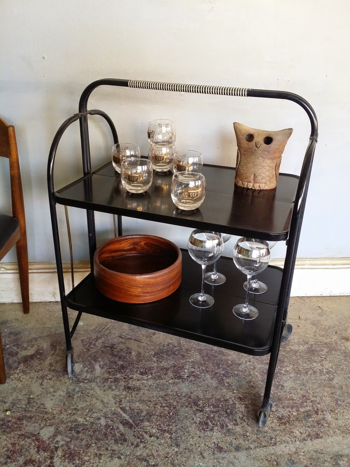 Vintage Ground Mid Century / Retro Bar Cart