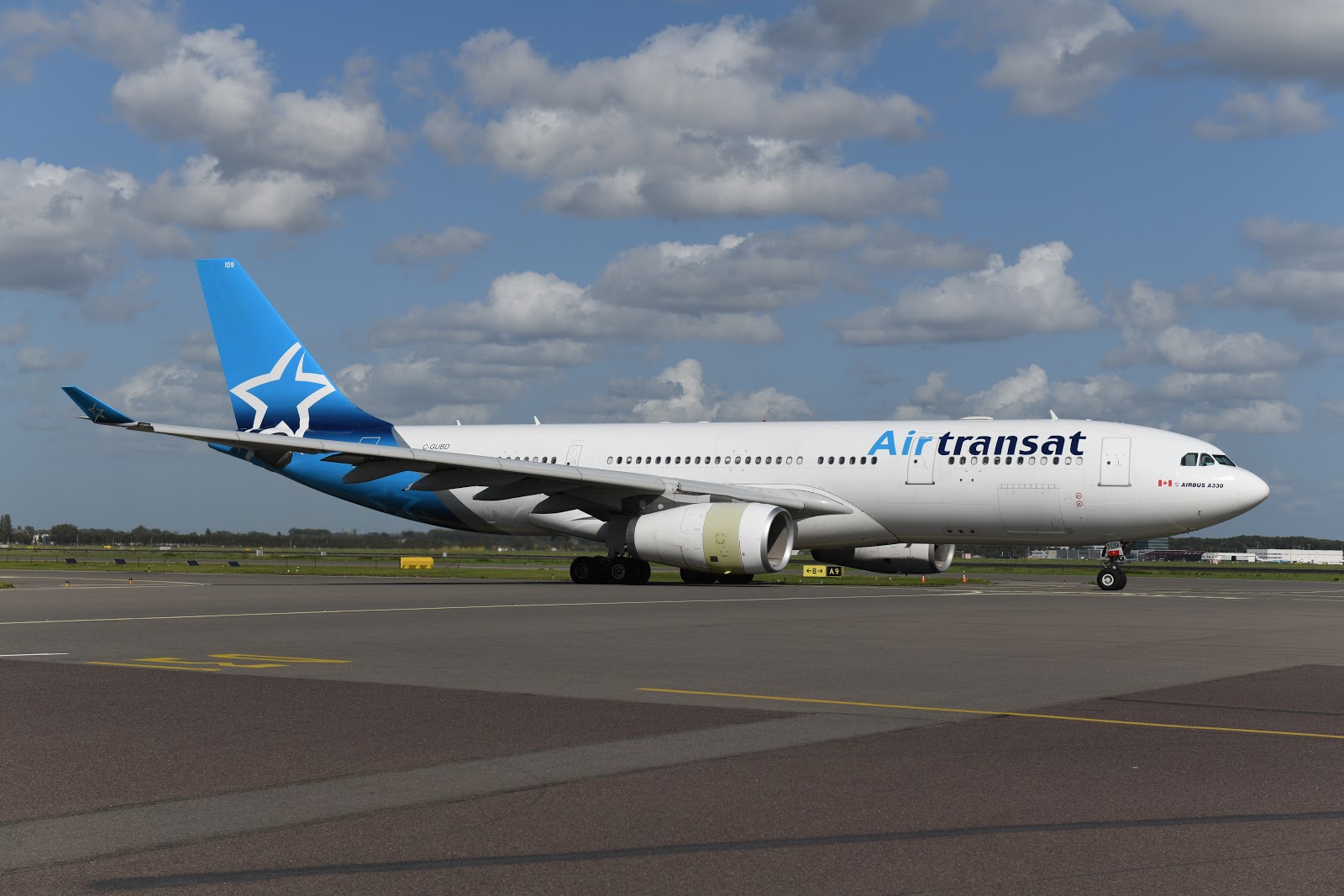 FLYINGPHOTOS MAGAZINE GALLERY: AIR TRANSAT