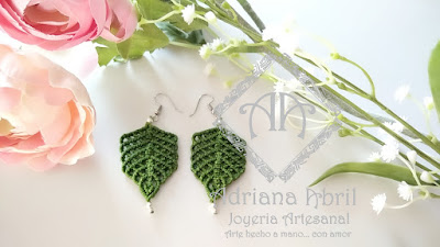 Pendientes en macramé, aros, aretes, Earrings, hoops, earrings in macramé by #AdrianaAbril instagram