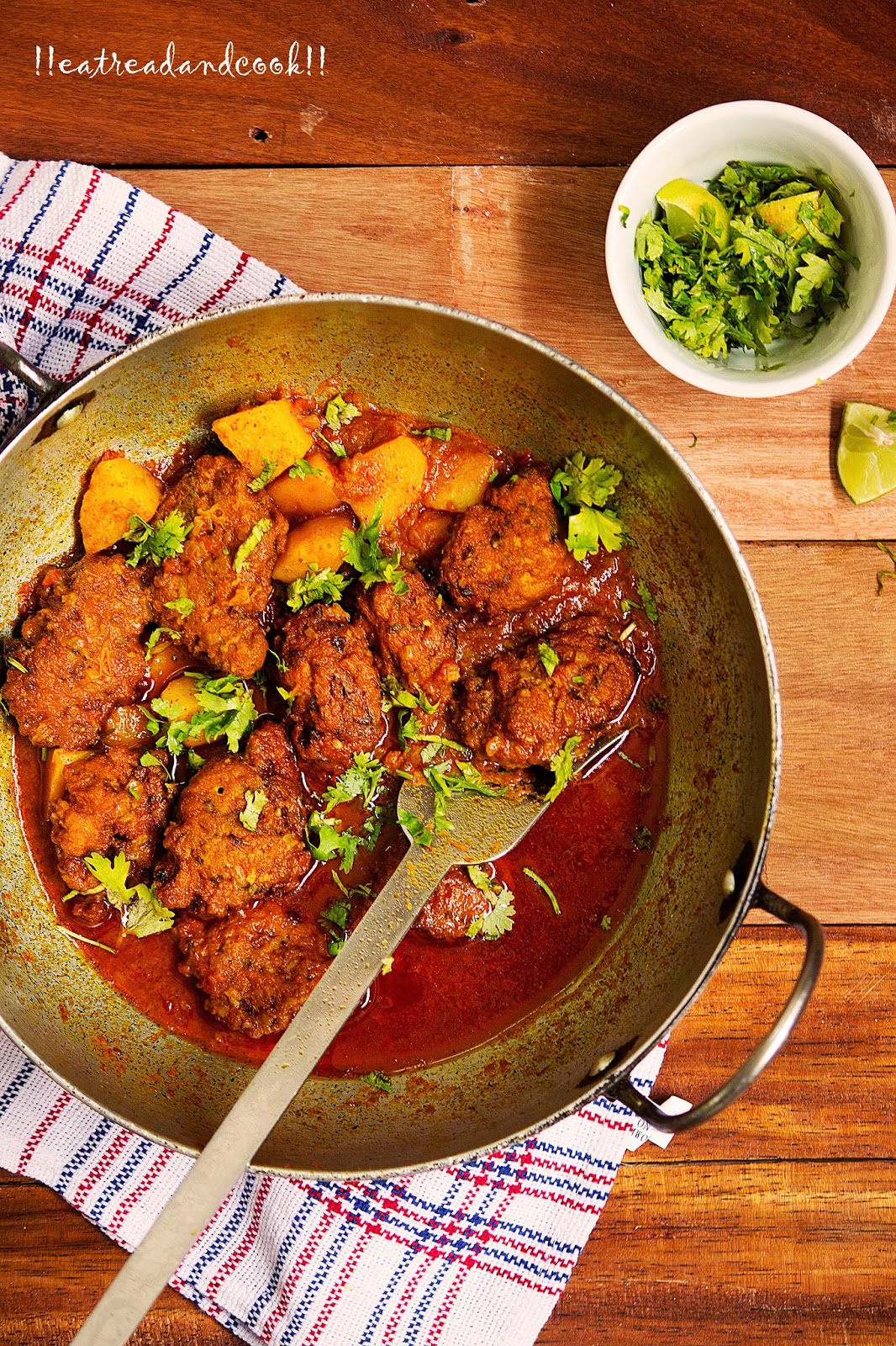 Bengali Fish Egg Curry / Macher Dimer Borar Jhal