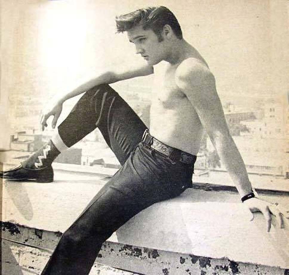 What Was Elvis Natural Hair Color