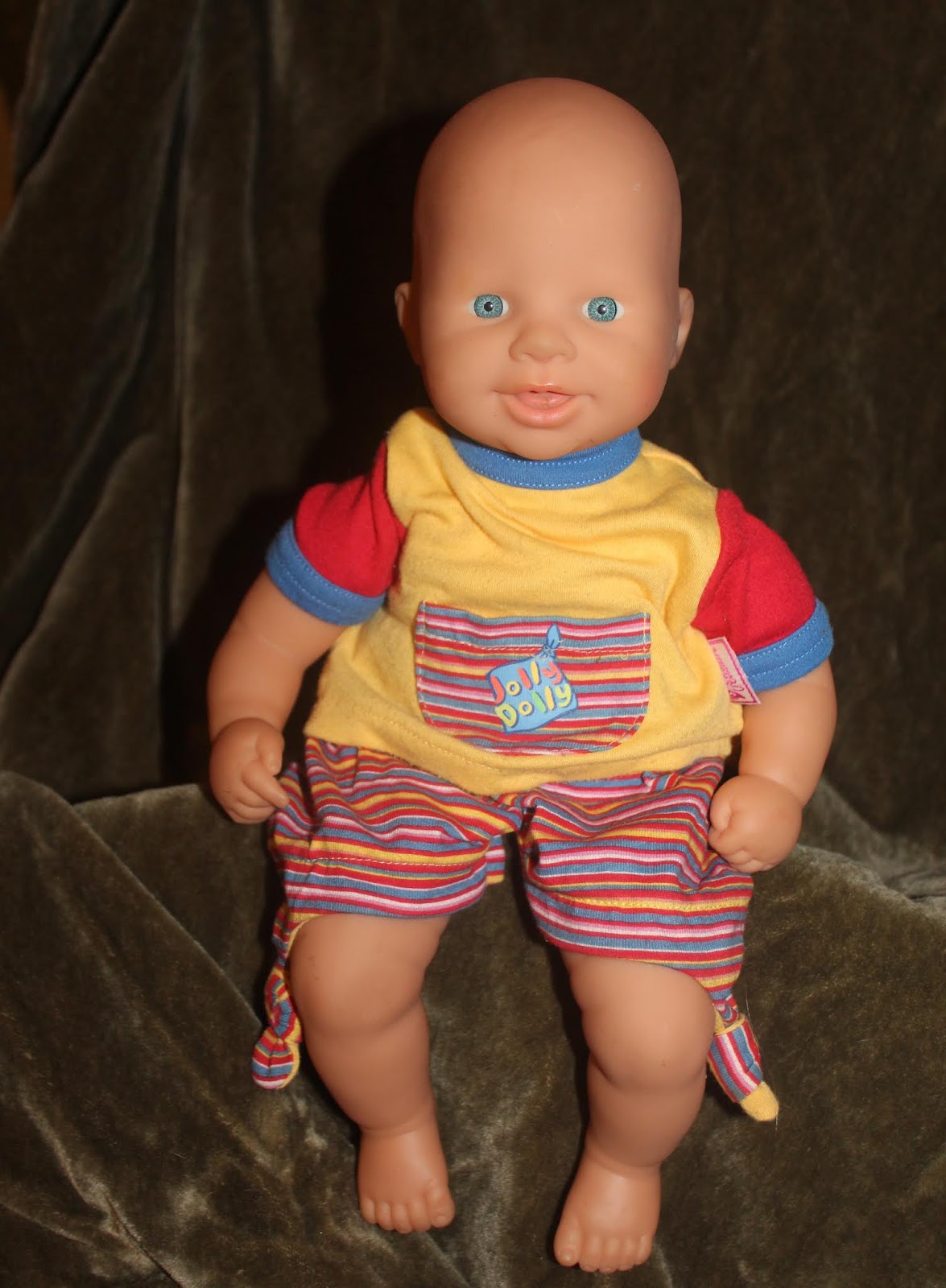 OF THE DOLLS DollADay 2019 332 Jolly Dolly